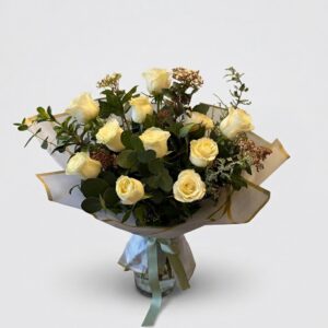 bouquet 10 white stems roses